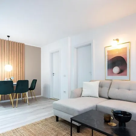 Prestige With View Magheru *